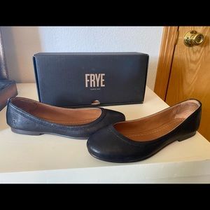 Frye Carson Ballet Flat Size 7.5